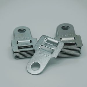 130-5300: Broche de cableado